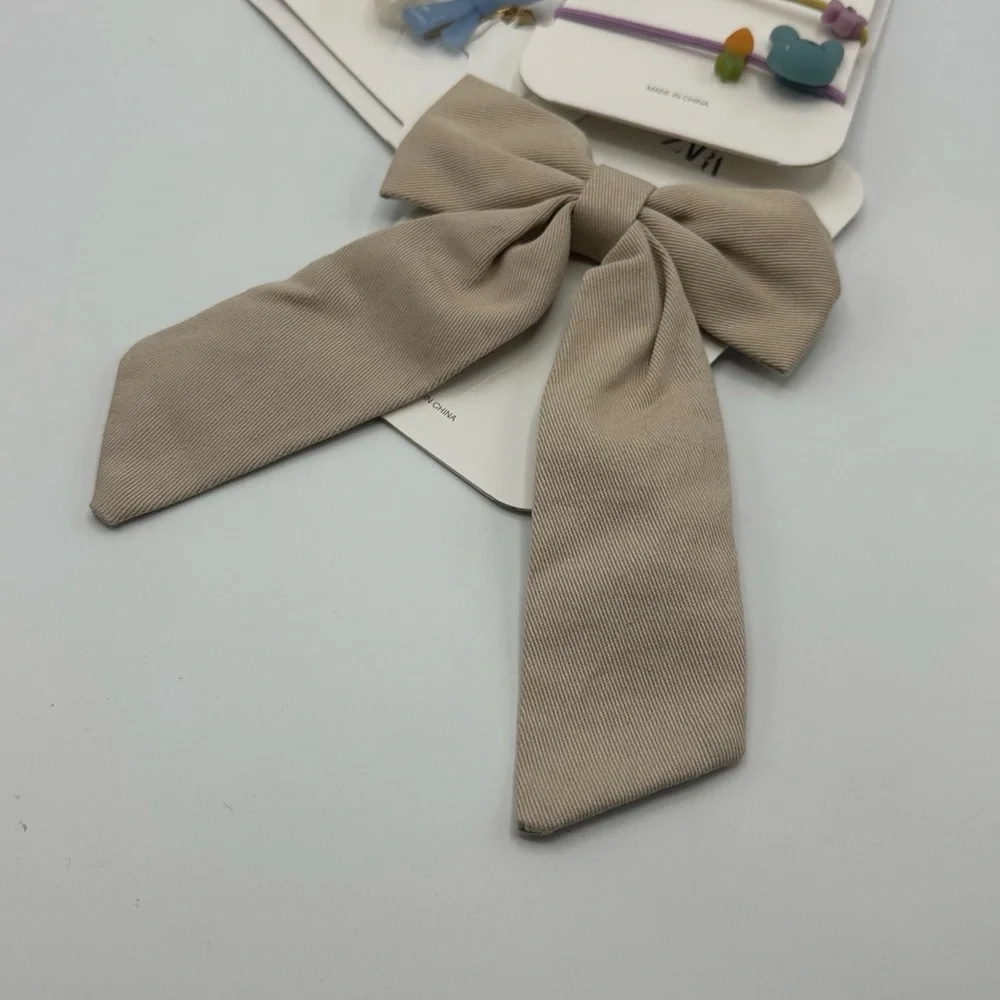 Zara Kids/Girls Pastel Hair Accessories Set.